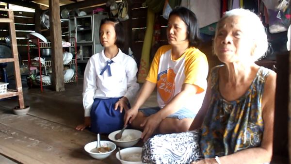 น้องนุ่น เด็กหญิงยอดกตัญญู น้องนุ่น เด็กหญิงยอดกตัญญู