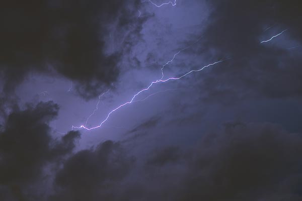 ฟ้าแลบ ฟ้าแลบ