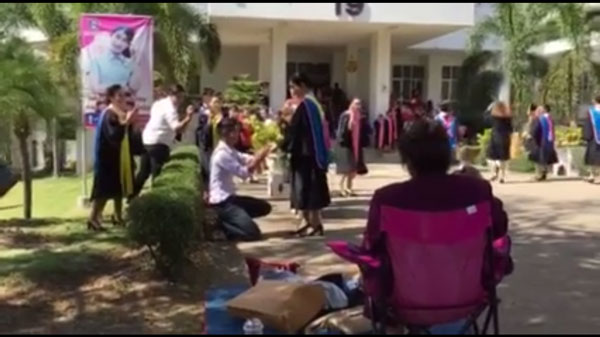 คลิปขอแต่งงาน คลิปขอแต่งงาน