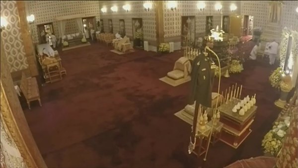 ในหลวง รัชกาลที่ 9 ในหลวง รัชกาลที่ 9