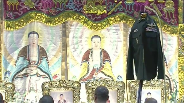 ในหลวง รัชกาลที่ 9 ในหลวง รัชกาลที่ 9