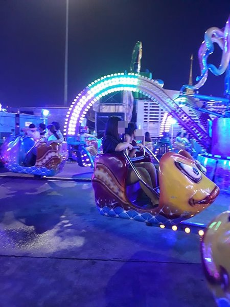 เครื่องเล่นปลาหมึกยักษ์ถล่ม เครื่องเล่นปลาหมึกยักษ์ถล่ม