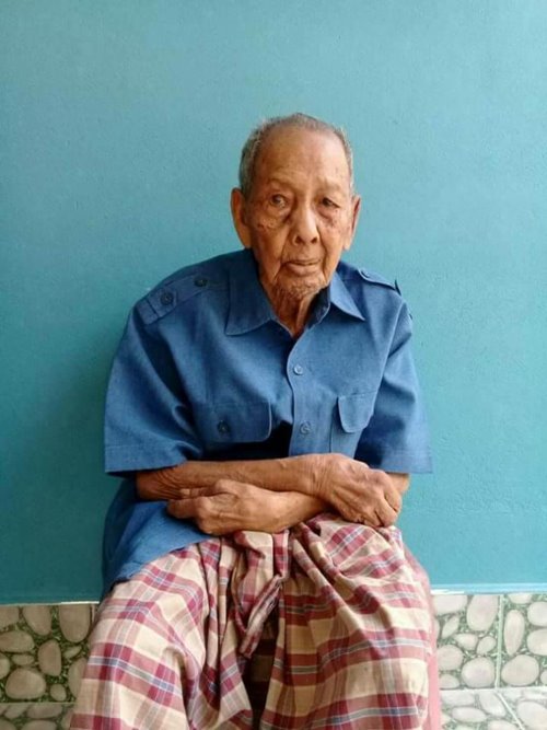 ศาลสั่งยึดทรัพย์ลูก-หลาน คืนพ่อวัย 106 ฐานไม่เลี้ยงดู ศาลสั่งยึดทรัพย์ลูก-หลาน คืนพ่อวัย 106 ฐานไม่เลี้ยงดู