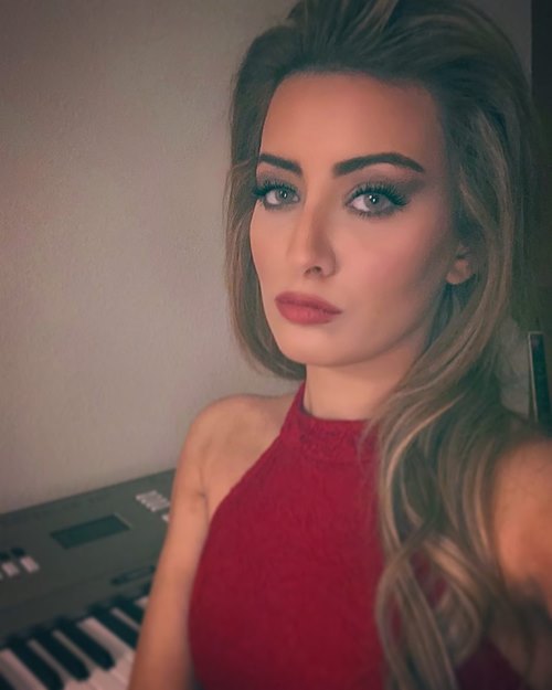 Sarah Idan Sarah Idan