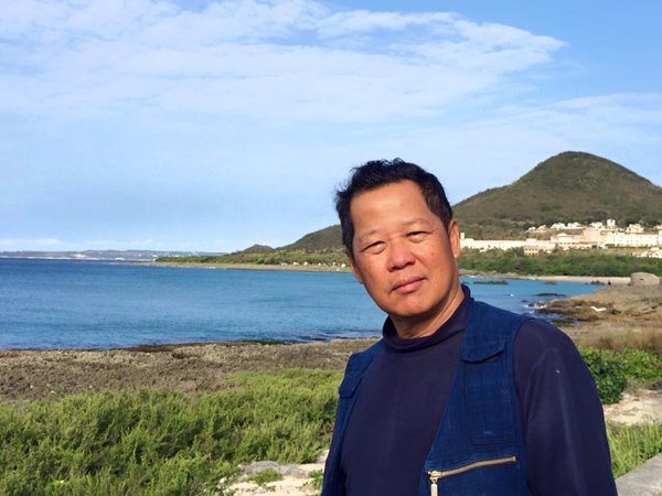 อ.เฉลิมชัย โฆษิตพิพัฒน์ อ.เฉลิมชัย โฆษิตพิพัฒน์