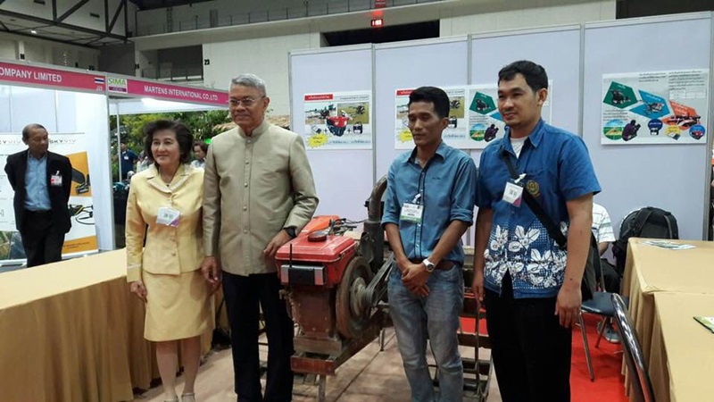 รถไถบังคับวิทยุ รถไถบังคับวิทยุ