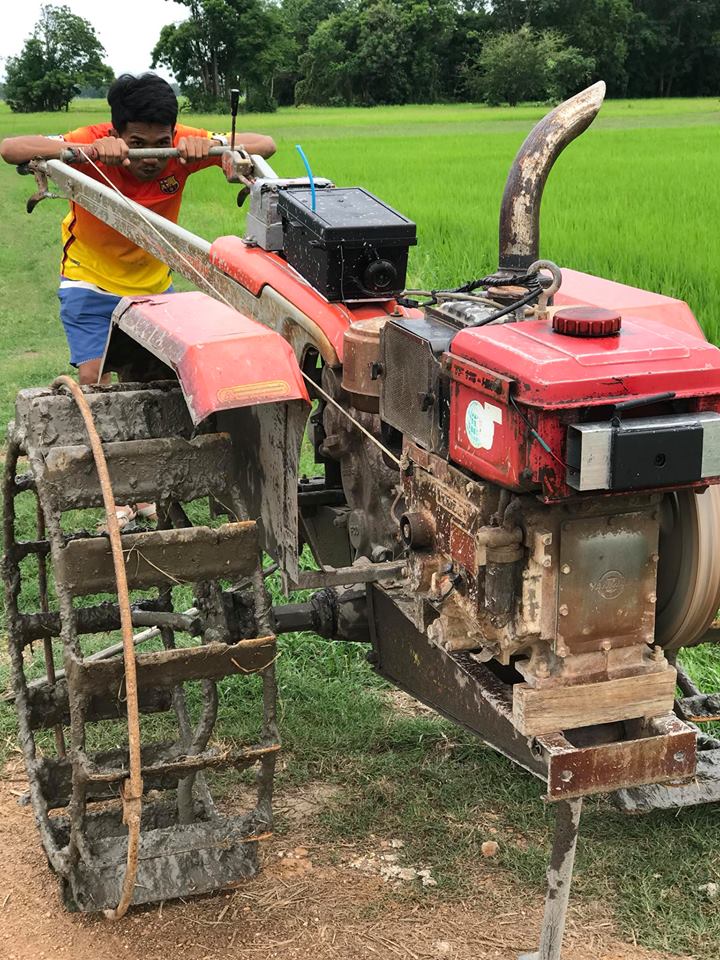 รถไถบังคับวิทยุ รถไถบังคับวิทยุ