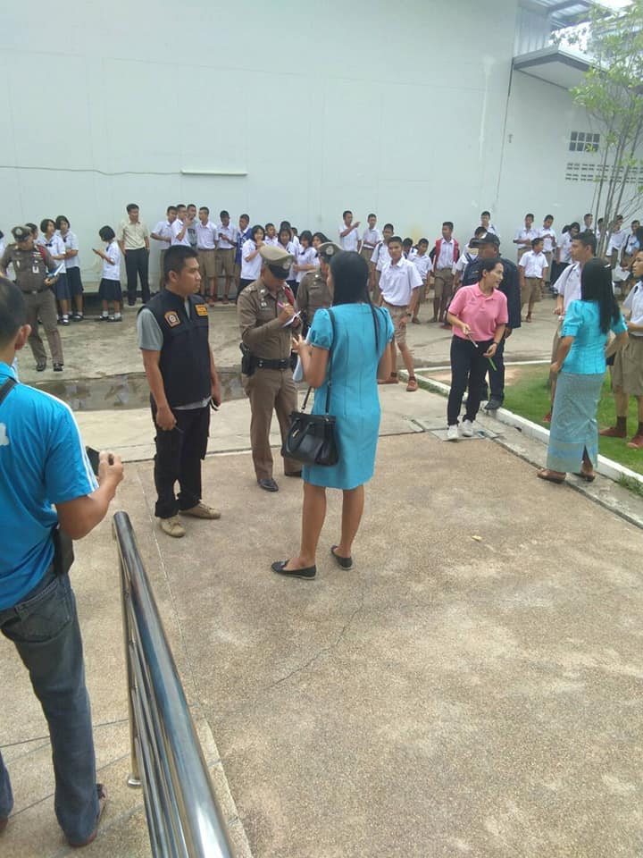 เด็ก ม.6 กระโดดตึกโรงเรียนดับ เด็ก ม.6 กระโดดตึกโรงเรียนดับ