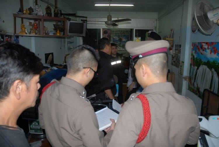 สาว 19 นอนเปลือยตายปริศนา สาว 19 นอนเปลือยตายปริศนา