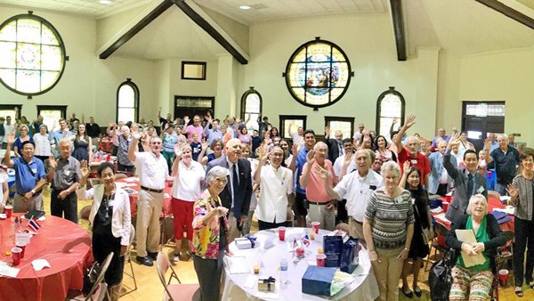 ทายาทแฝดสยาม อิน จัน ทายาทแฝดสยาม อิน จัน