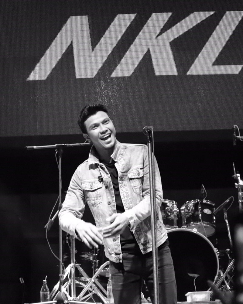 หนุ่ม กะลา หนุ่ม กะลา