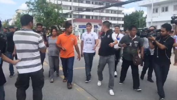 ครอบครัวหัวร้อน ครอบครัวหัวร้อน