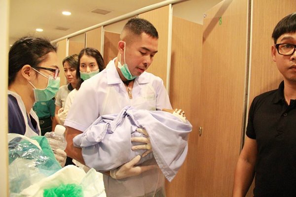 ทารกถูกทิ้ง ทารกถูกทิ้ง