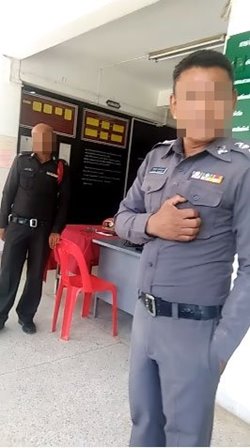 สาวอัดคลิปบุกโรงพัก โวยคดีไม่ได้รับความเป็นธรรม ซ้ำถูก ตร. ทำร้าย สาวอัดคลิปบุกโรงพัก โวยคดีไม่ได้รับความเป็นธรรม ซ้ำถูก ตร. ทำร้าย