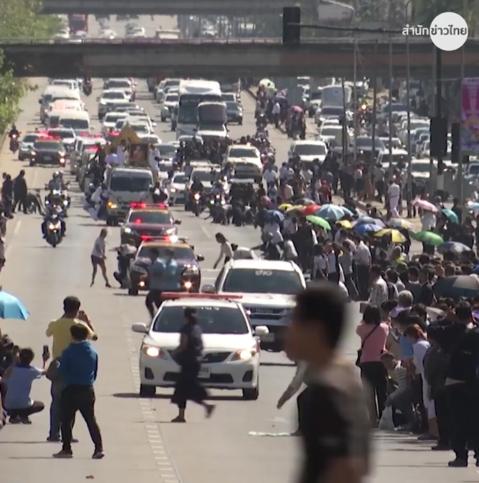 หลวงพ่อคูณ หลวงพ่อคูณ