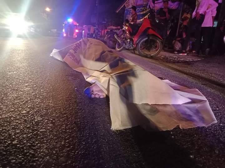 ประกบยิง ประกบยิง