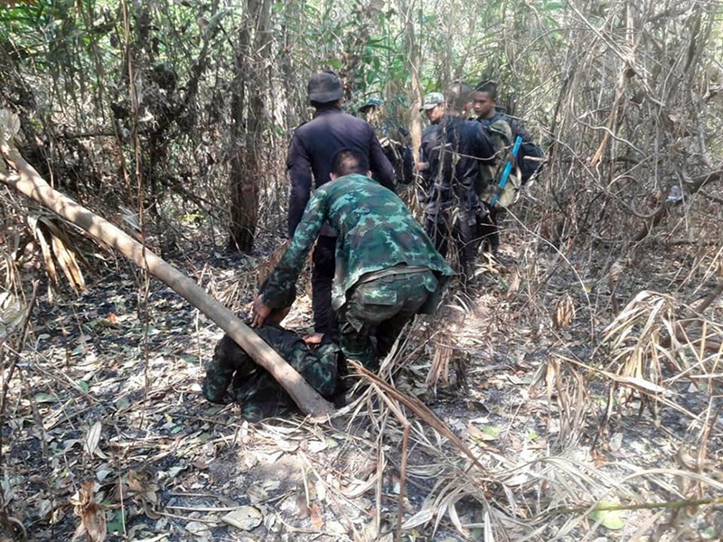 ทหารเหยียบกับระเบิดขาขาด ทหารเหยียบกับระเบิดขาขาด