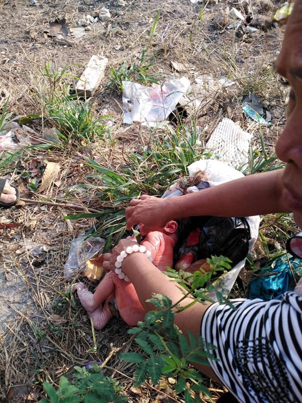 ทารกถูกทิ้ง ทารกถูกทิ้ง