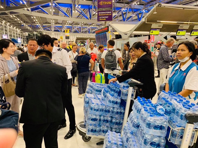 สนามบินสุวรรณภูมิยกเลิกเที่ยวบิน สนามบินสุวรรณภูมิยกเลิกเที่ยวบิน