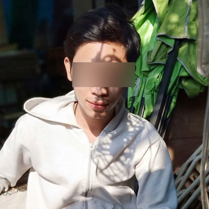 เก๋งชนมอเตอร์ไซค์คนส่งพิซซ่า เก๋งชนมอเตอร์ไซค์คนส่งพิซซ่า