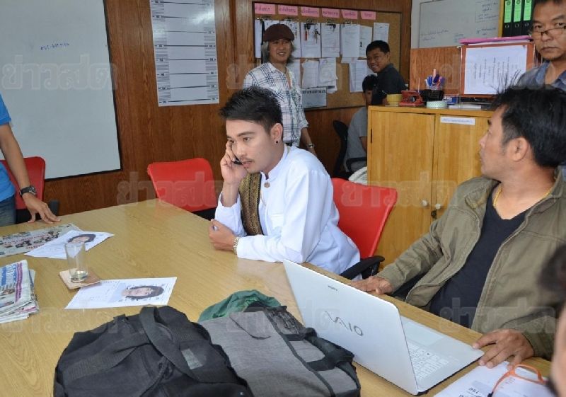 เจ้าบ่าวถูกรวบขณะเตรียมขันหมาก เจ้าบ่าวถูกรวบขณะเตรียมขันหมาก