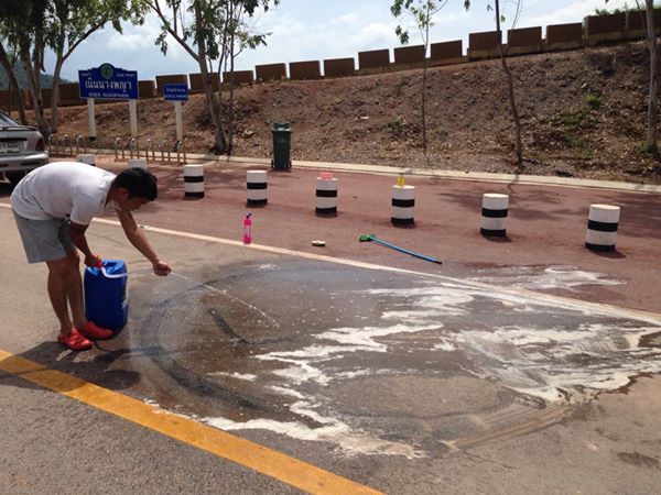 คลิป แก๊งบิ๊กไบค์เบิร์นยางที่จุดชมวิวคุ้งวิมาน ประกาศศักดา คลิป แก๊งบิ๊กไบค์เบิร์นยางที่จุดชมวิวคุ้งวิมาน ประกาศศักดา