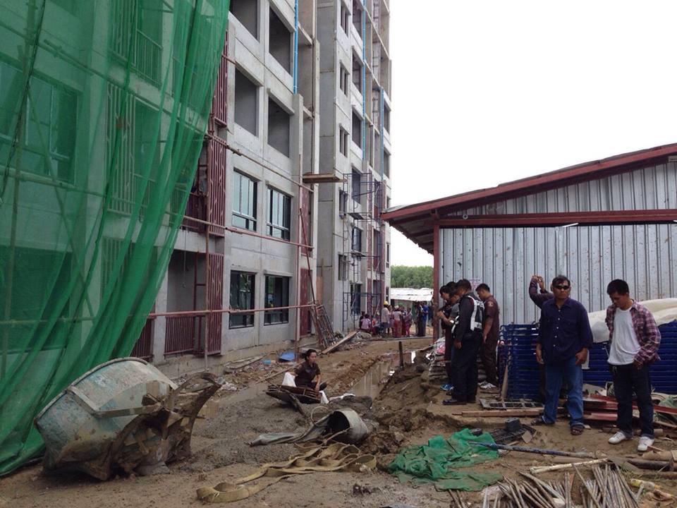 บุ้งกี้เหล็กสลิงขาด หล่นทับคนงานดับคาที่ 1 ราย บุ้งกี้เหล็กสลิงขาด หล่นทับคนงานดับคาที่ 1 ราย