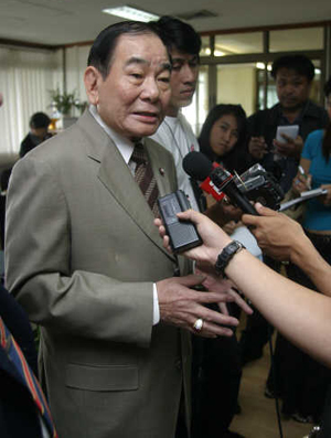 วัฒนา อัศวเหม วัฒนา อัศวเหม