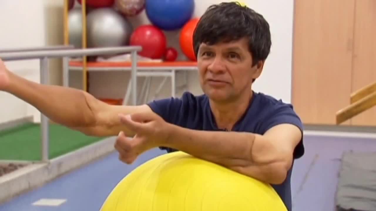 ชายเม็กซิกันได้รับปลูกถ่ายแขนใหม่ทั้ง 2 ข้าง จากเหยื่อถูกยิง ชายเม็กซิกันได้รับปลูกถ่ายแขนใหม่ทั้ง 2 ข้าง จากเหยื่อถูกยิง