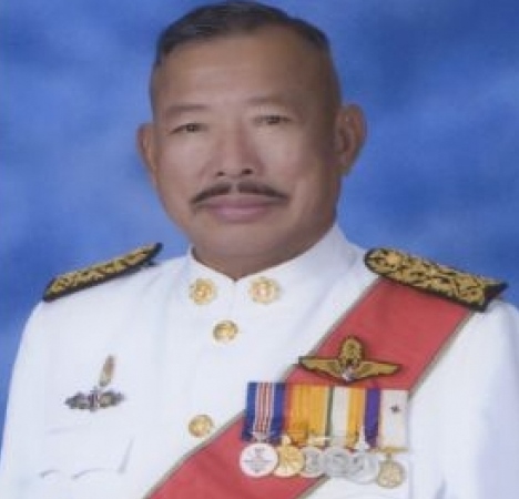 ปิยะ อังกินันทน์ ปิยะ อังกินันทน์