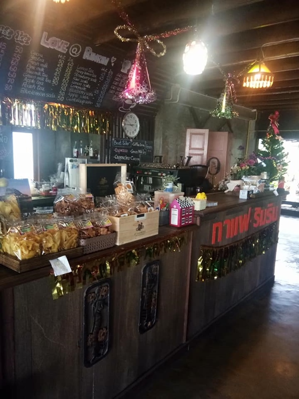 แหม่ม อลิษา ร้านกาแฟ แหม่ม อลิษา ร้านกาแฟ