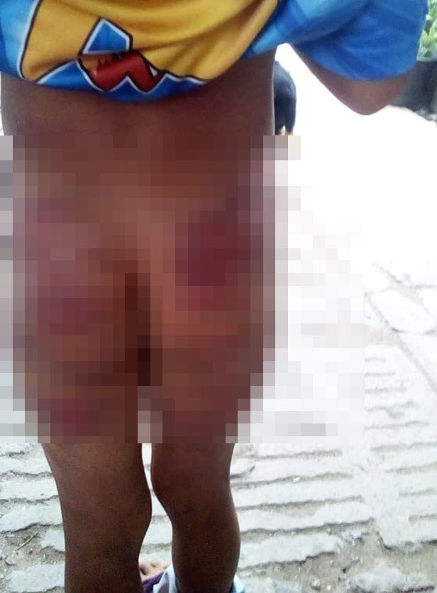 ครูตีเด็ก ครูตีเด็ก