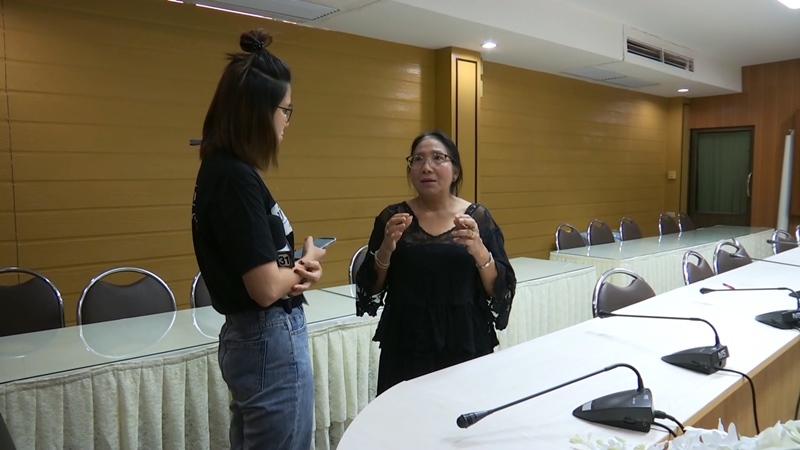 ครูตบเด็ก ครูตบเด็ก