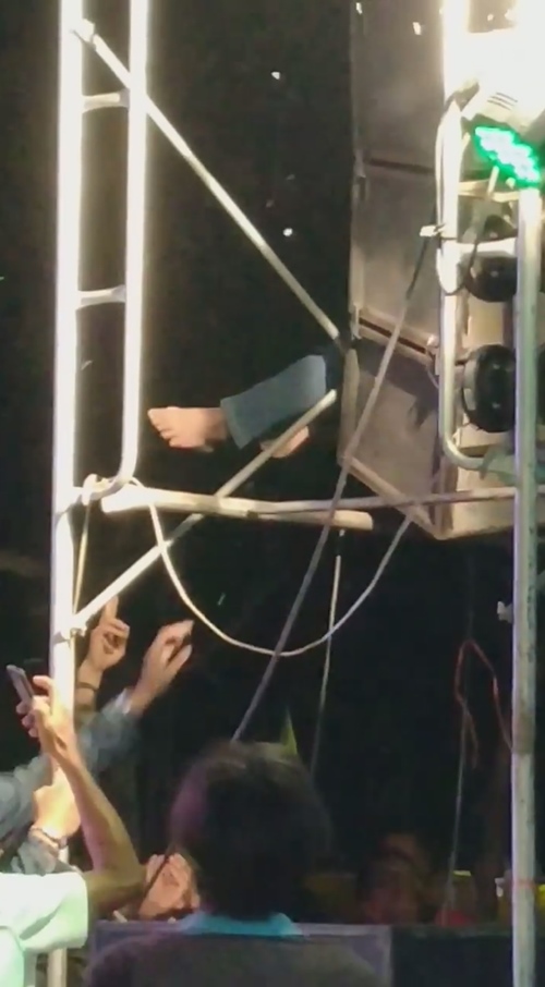 คนทะเลาะกันวันลอยกระทง คนทะเลาะกันวันลอยกระทง