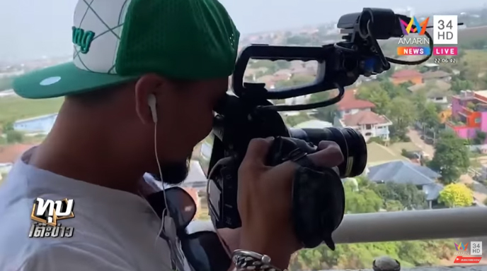 เหยี่ยวคาบไม้แขวนเสื้อแลกเนื้อไก่ เหยี่ยวคาบไม้แขวนเสื้อแลกเนื้อไก่