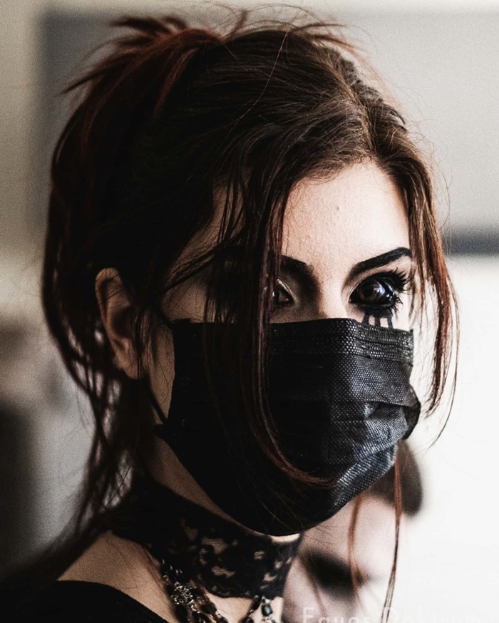 สักตาขาวจนตาบอด สักตาขาวจนตาบอด