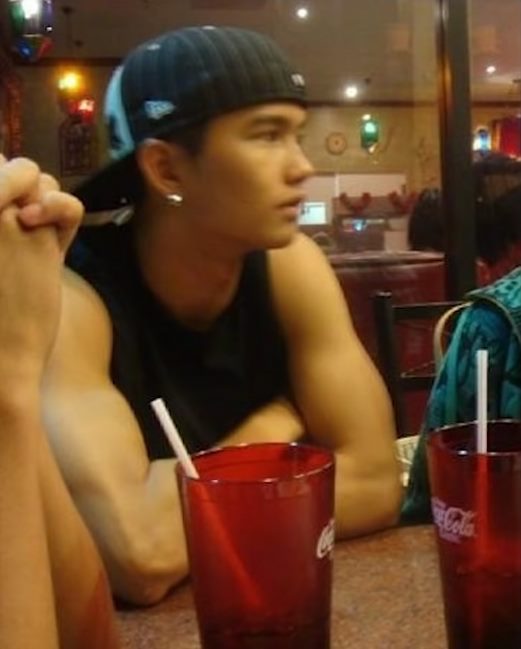 ฌอน บูรณะหิรัญ ฌอน บูรณะหิรัญ