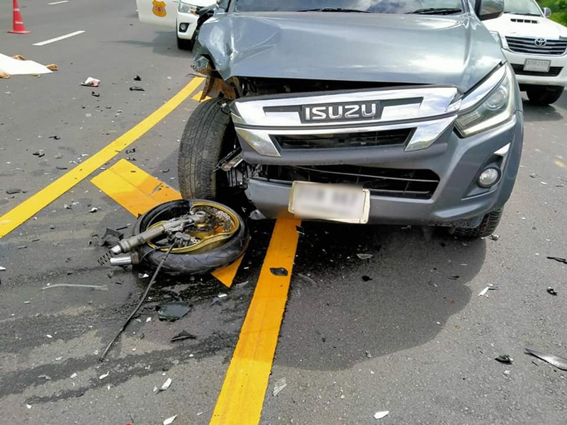 ข่าวบิ๊กไบค์ชนกระบะ เขาค้อ ข่าวบิ๊กไบค์ชนกระบะ เขาค้อ