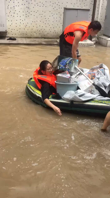 เสี่ยงตายเพื่อกันดั้มสามี เสี่ยงตายเพื่อกันดั้มสามี