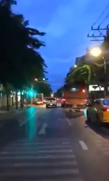 รถเมล์ซิ่ง รถเมล์ซิ่ง