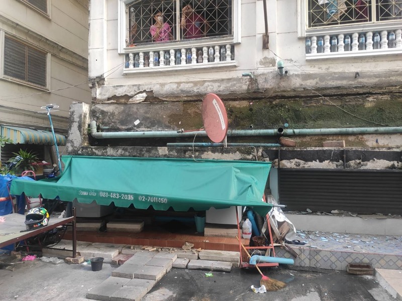 ระเบียงถล่ม ระเบียงถล่ม