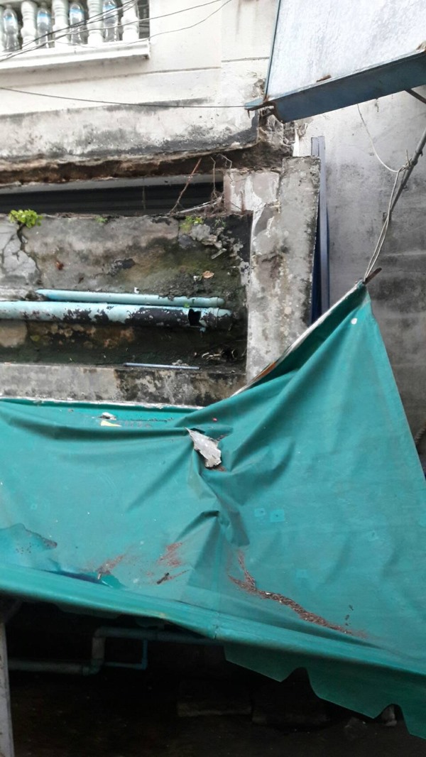 ระเบียงถล่ม ระเบียงถล่ม