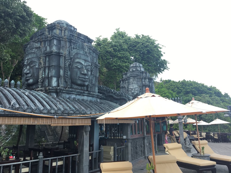 ชาวกัมพูชา จวกโรงแรมไทย ขโมยวัฒนธรรม ชาวกัมพูชา จวกโรงแรมไทย ขโมยวัฒนธรรม