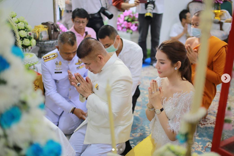 จุ๊บจิ๊บ ธนพร จุ๊บจิ๊บ ธนพร