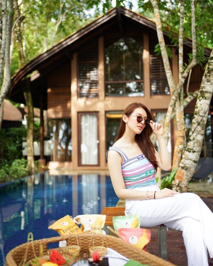 จุ๊บจิ๊บ ธนพร จุ๊บจิ๊บ ธนพร