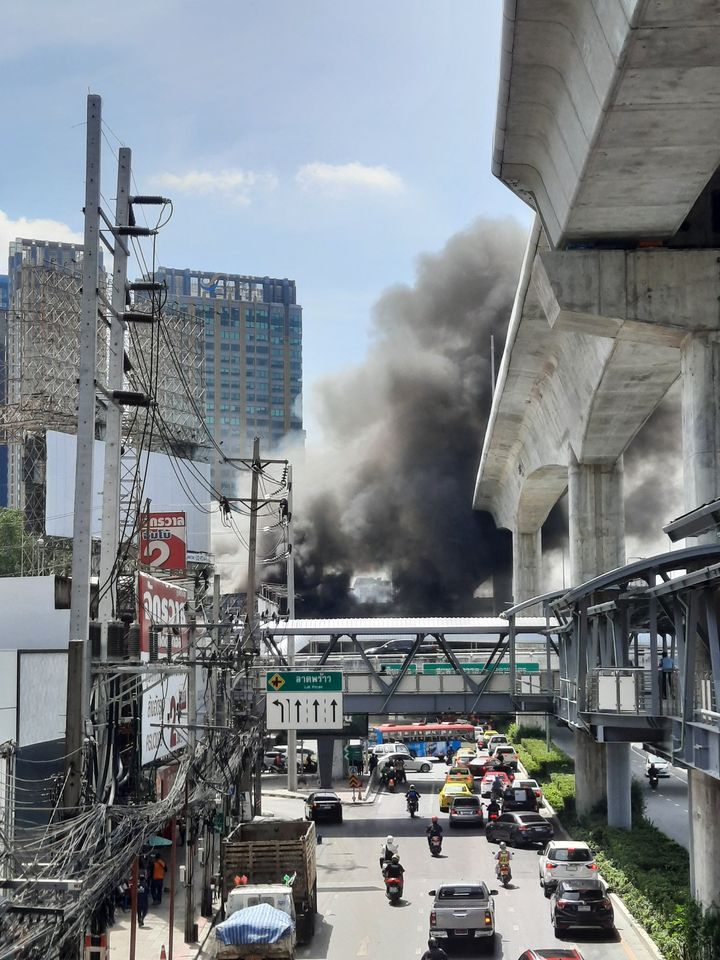 ไฟไหม้ร้านอาหาร ไฟไหม้ร้านอาหาร