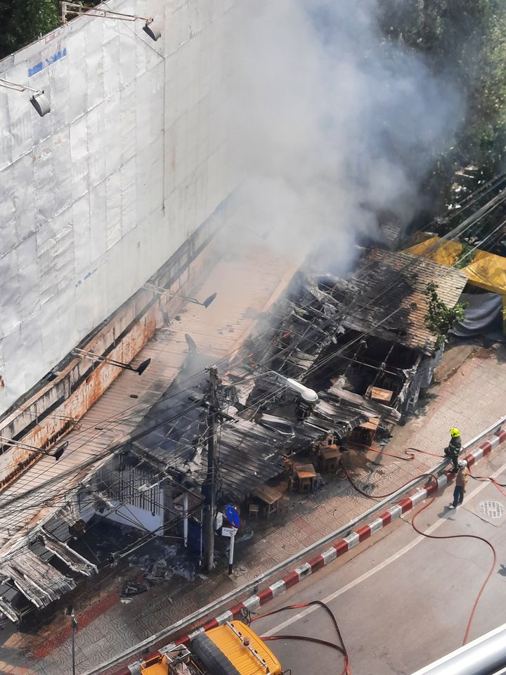 ไฟไหม้ร้านอาหาร ไฟไหม้ร้านอาหาร