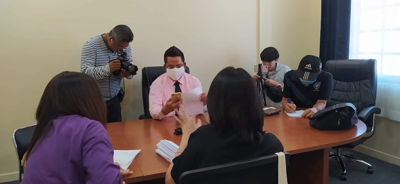 วีเจถูกหลอกถ่ายเปลือย วีเจถูกหลอกถ่ายเปลือย