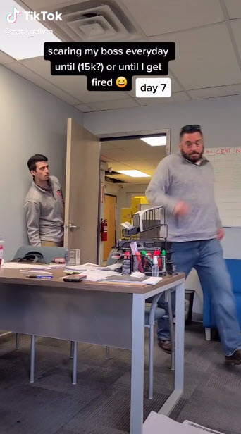 แกล้งเจ้านาย แกล้งเจ้านาย