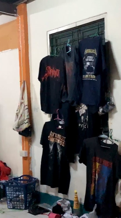 รุมทำร้าย รุมทำร้าย